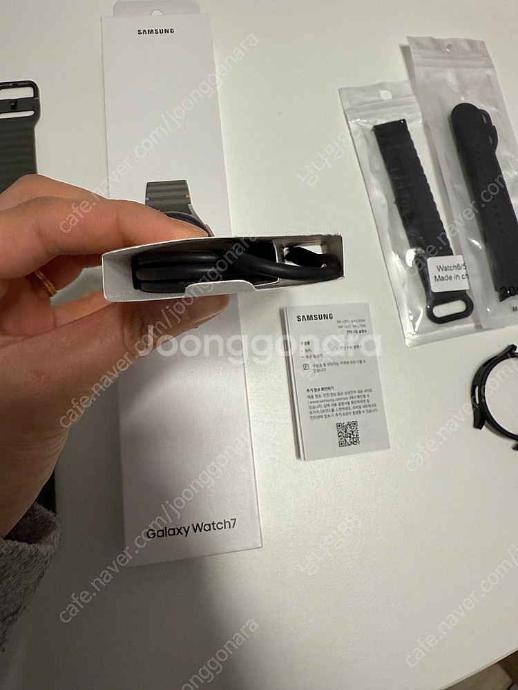 갤럭시워치7 44mm 그린 색상 팝니다. (악세사리 포...--3