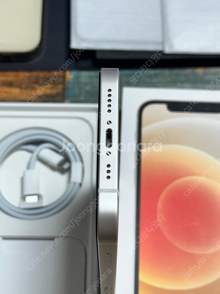 아이폰12 일반모델 128기가 배터리 90%--4