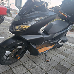 PCX125cc 상태좋음 22년식 pcx