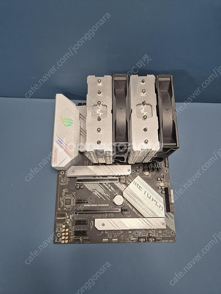 [판매] AMD B550 보드+5700X 세트 기가바이...--0