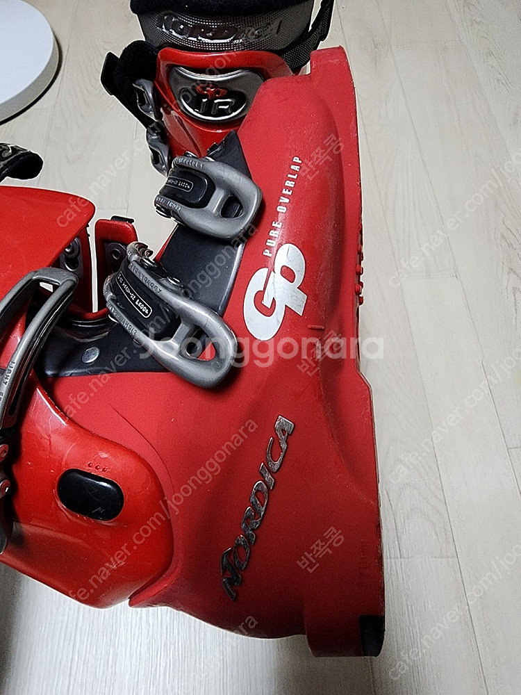 노르디카 여성용 스키부츠 230~235사이즈 판매합니다. 4만원--6