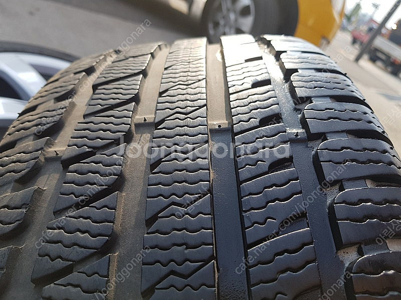 (판매) 아우디 a6 18인치 휠타이어 스노우타이어--9