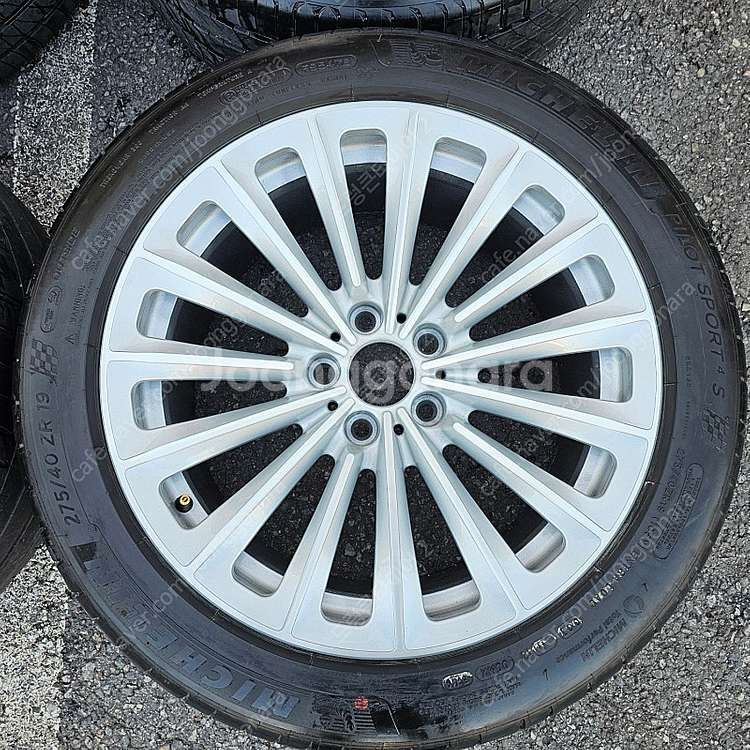 BMW F바디 7시리즈 750 정품 단조 19인치 휠타...--2