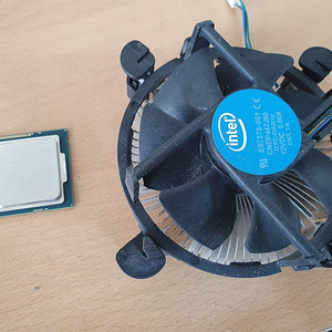 INTEL G3260 CPU + FAN