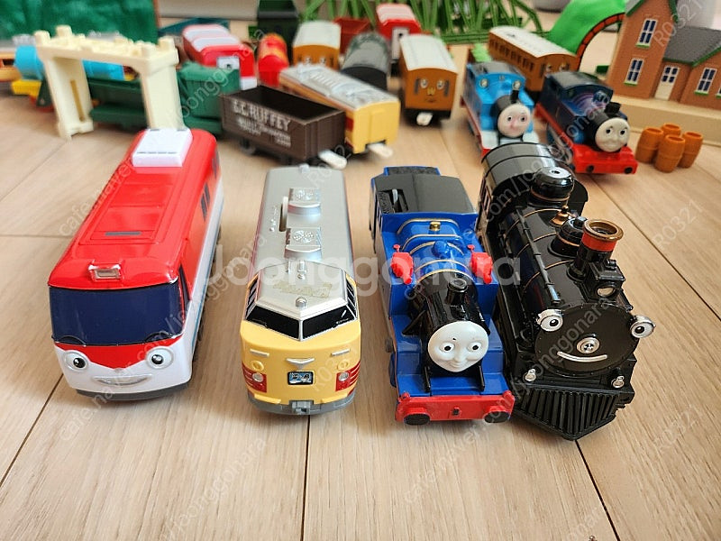 토마스&띠띠뽀 기차 세트 (레일 등 포함 일괄)--1