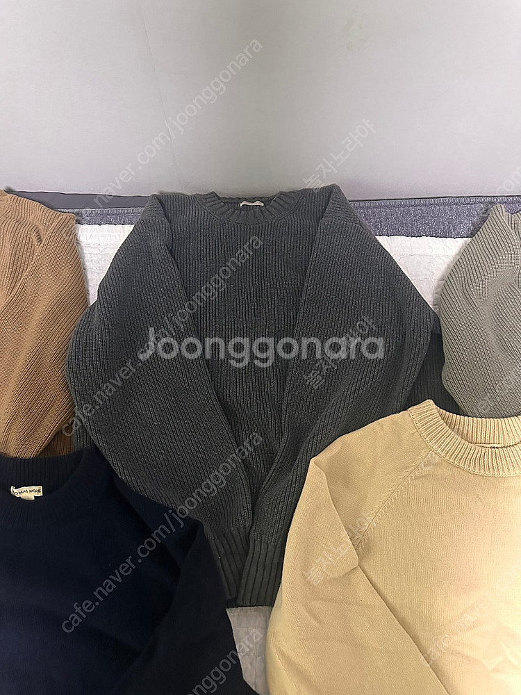 겨울니트 한꺼번에 저렴하게 팔아요!!!!! 토마스모어 ...--2