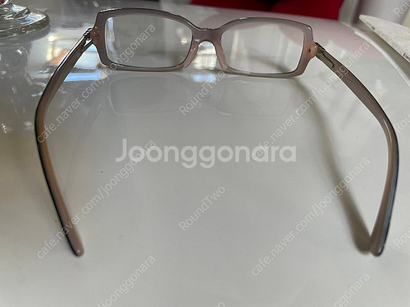 정품 불가리 뿔테 안경테 판매합니다~--3