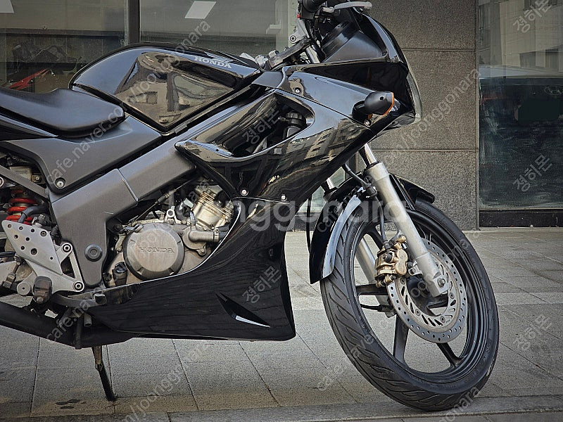 CBR125 04 11722km--2