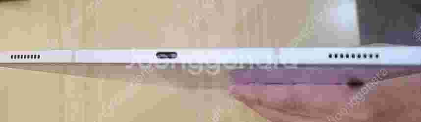 삼성 갤럭시탭 S9플러스+5G 512기가 액정기스 없는...--4