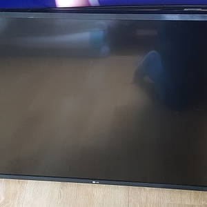 LG 43인치 스마트TV 43UM7800 액정파손