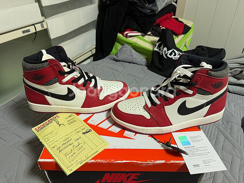 Jordan 1 Retro High OG Chicago...--3
