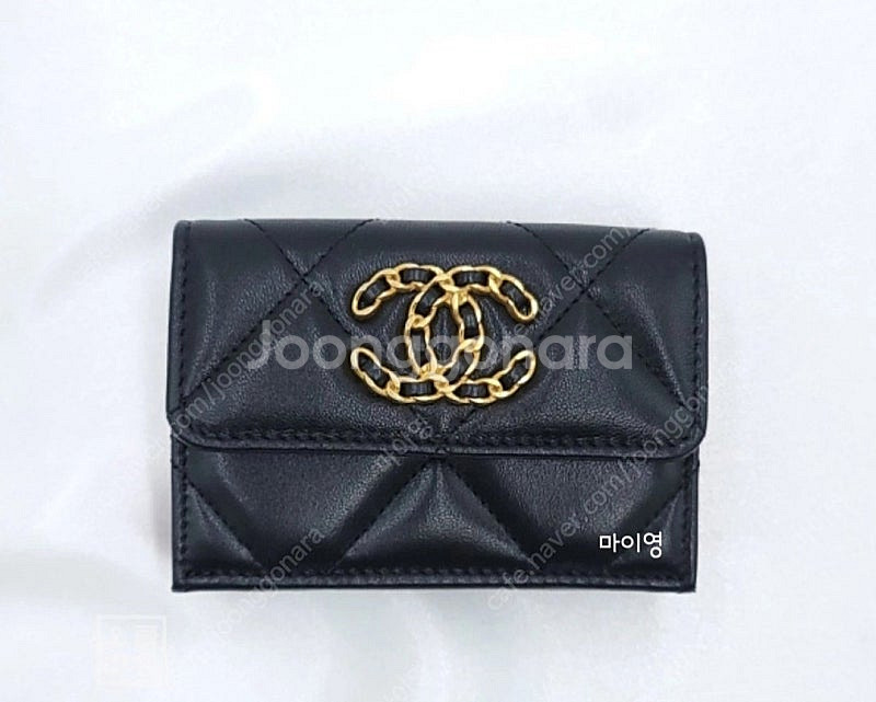 샤넬 19반지갑 새상품--1