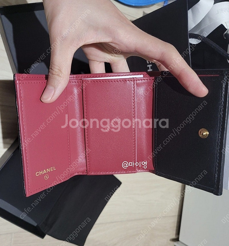 샤넬 19반지갑 새상품--0