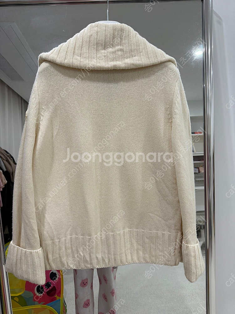 몽클레어 울패딩 가디건--1