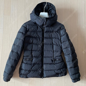 (정품)몽클레어(Moncler)후드 숏패딩 saby(사비) 블랙 사이즈3