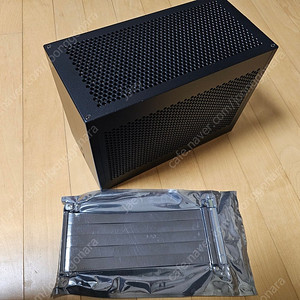 Zs-a4s sff itx 1u flex 케이스 블랙 미사용