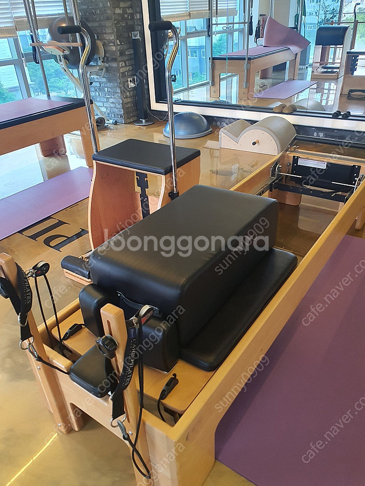케어필라테스 리포머 팝니다(부산)--2