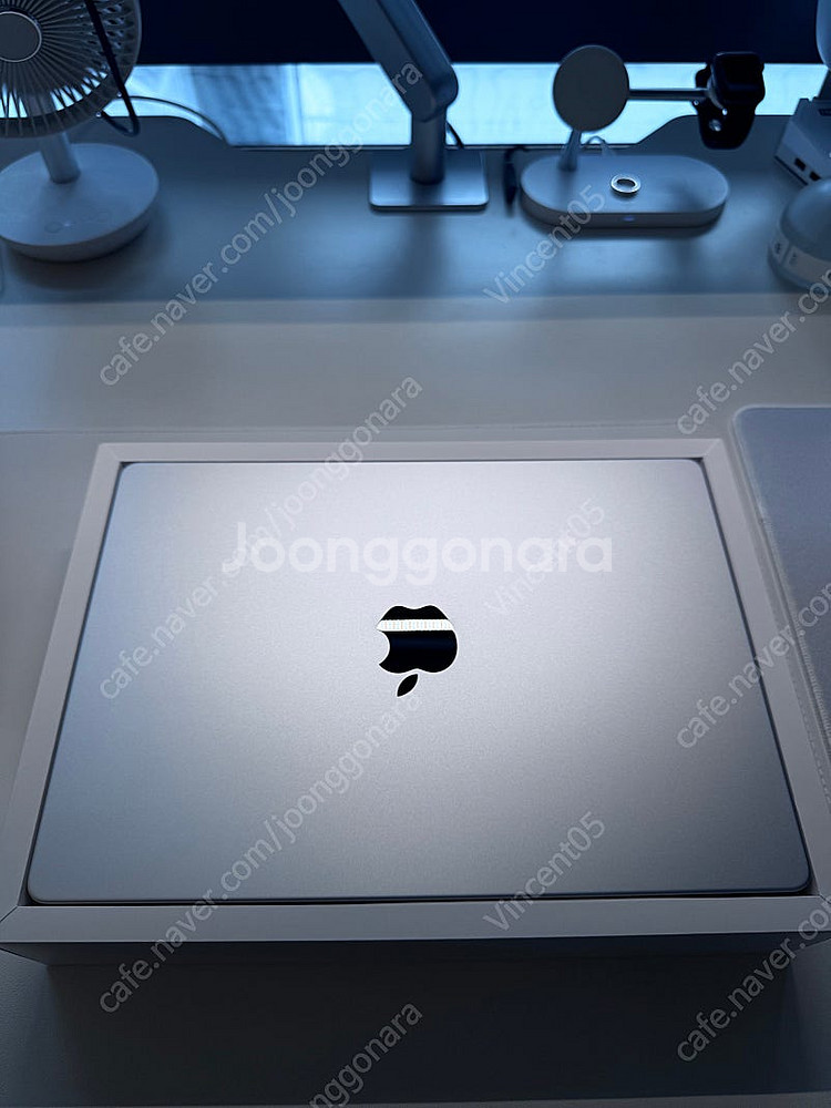 맥북 프로 14 M3 Pro 실버 / 18GB / 51...--1