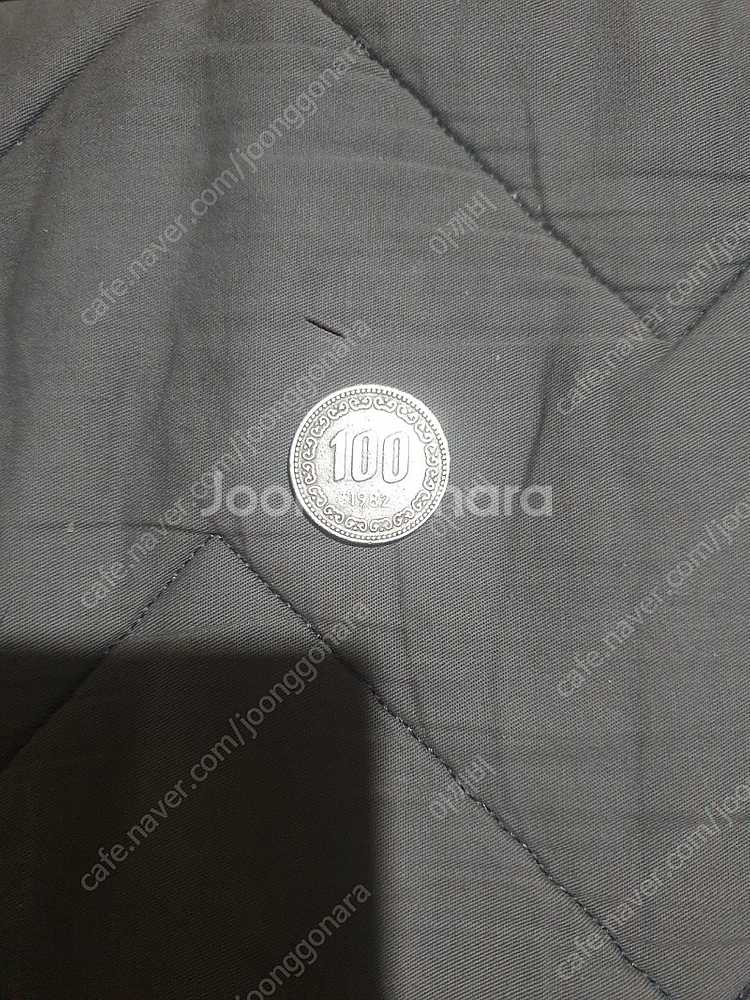 희귀동전 백원동전82년--0