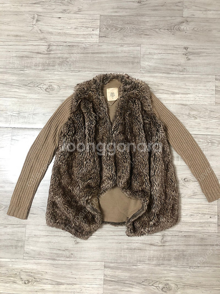 자라(Zara) 인조퍼 울&알파카 여성 니트 자켓 (M...--0
