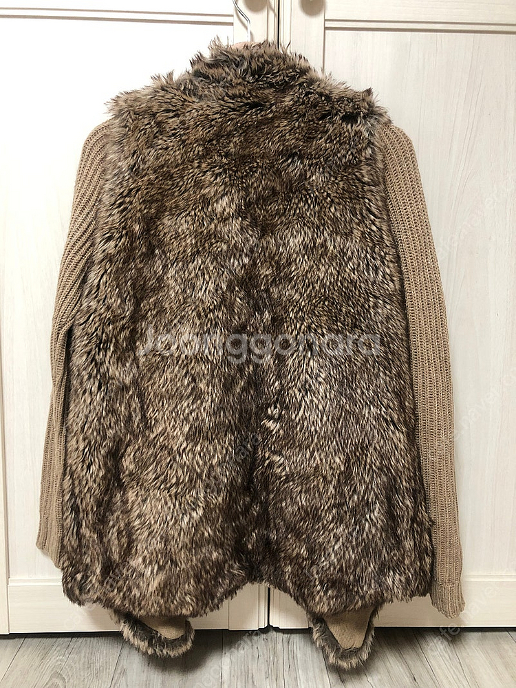 자라(Zara) 인조퍼 울&알파카 여성 니트 자켓 (M...--1