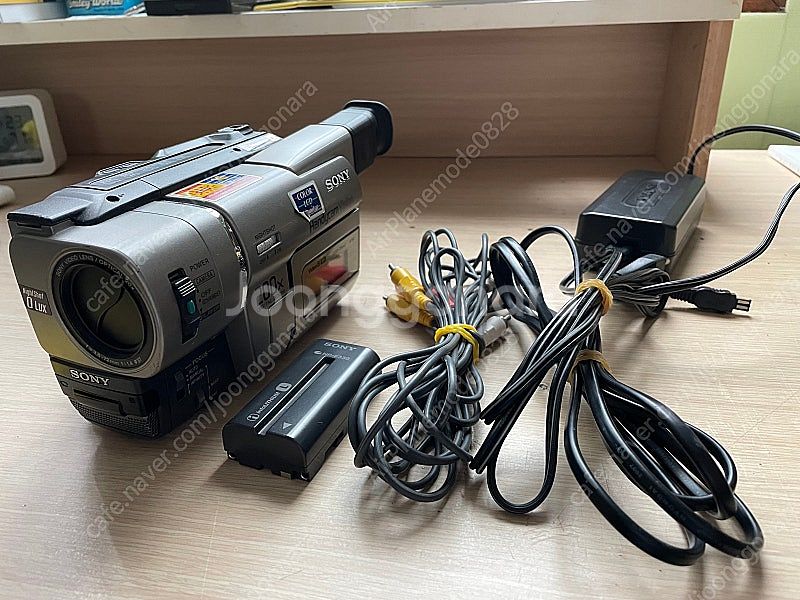 소니 CCD-TRV47 XR 8mm 정상작동 판매합니다--0