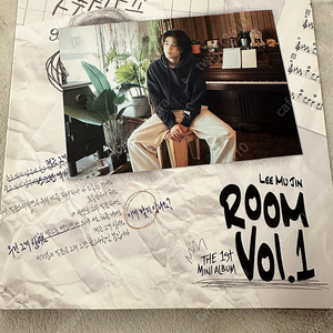 이무진 ROOM Vol.1 앨범 판매합니다.