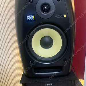 krk vxt8 + 소리지오 방음패드 + 스피커스탠드 + 카나레 모니터케이블(2개)