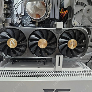 조탁 ZOTAC GAMING RTX 4070Ti 트리니티 OC D6X 12GB (26.02말보증)