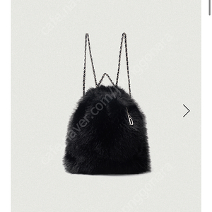 더바넷 퍼백팩 Black Fur Drawstring Backpack