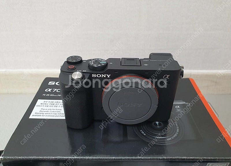 소니 a7c 블랙 바디 500컷 이하 판매합니다--1