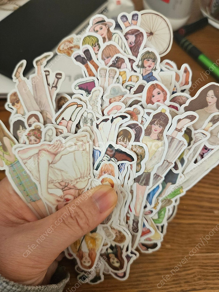 다꾸 인물 스티커 등~--6