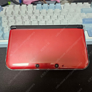 닌텐도 3ds xl 레드색상 판매합니다.