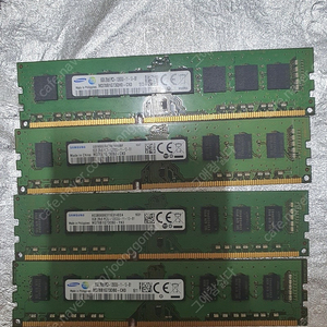 삼성전자 메모리 DDR3 8G 4개 판매합니다.