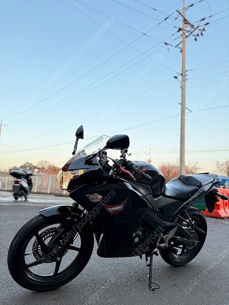 [점검완료]혼다 CBR125R 16년식 3만KM 블랙 ...--2