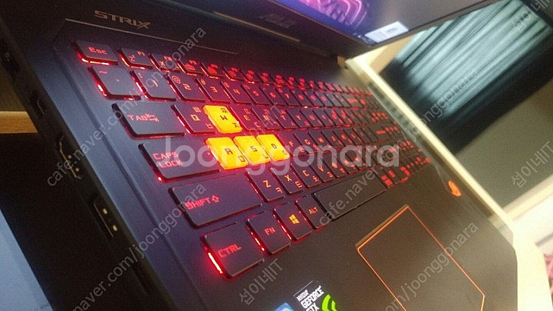 [판매]아수스 ROG STRIX 가성비 i7 게이밍 노...--5