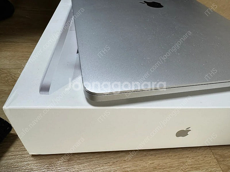 맥북프로 2019 16인치 I9 CTO 풀박스 팝니다--4