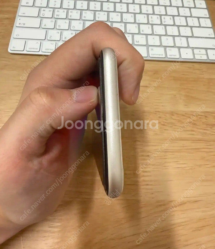 아이폰se3 128gb 판매--4