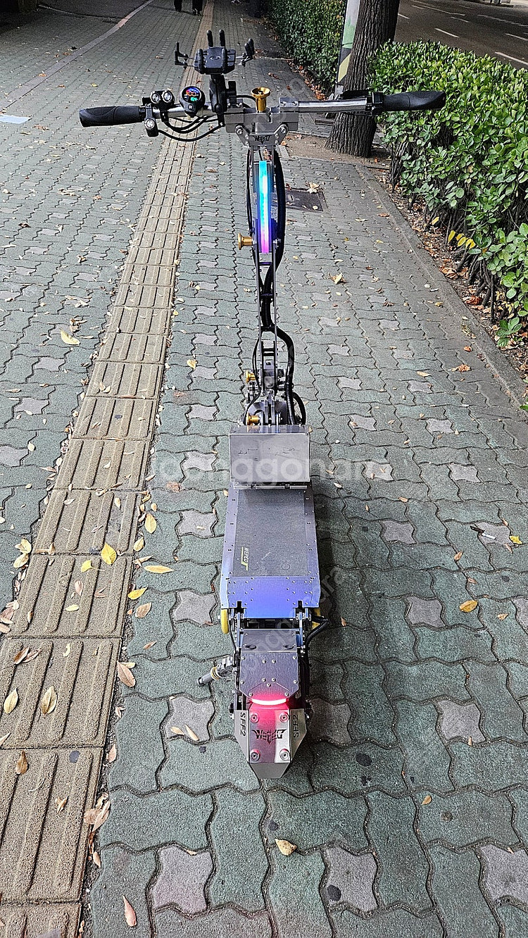 최상급 킥보드 위패드 sff2 팝니다.--2