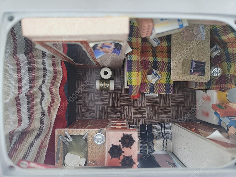 1:18 에어스트림 캠핑카 다이캐스트 외 디오라마 피규어 이미지