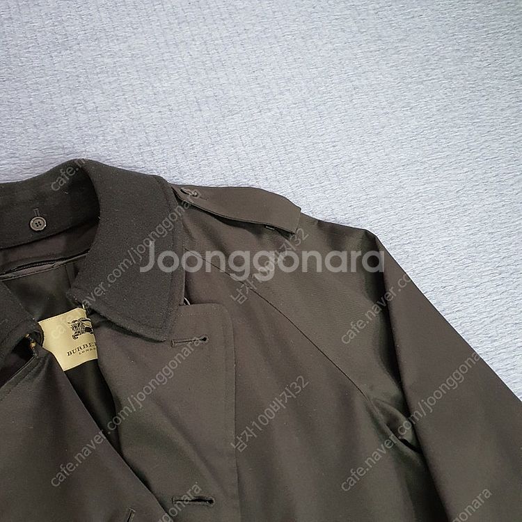남자100 버버리 더블 트렌치코트--3