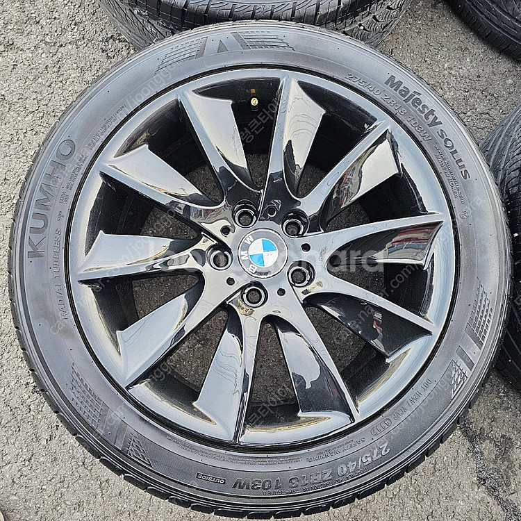 BMW F바디 5시리즈 터빈 18인치 순정 휠타이어 세...--3
