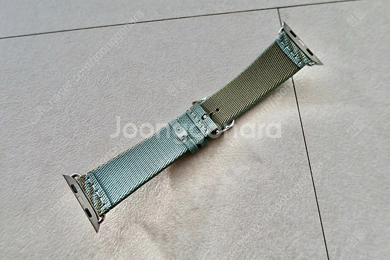 정품 에르메스 점핑싱글투어 애플워치 밴드 45mm 팔아...--4