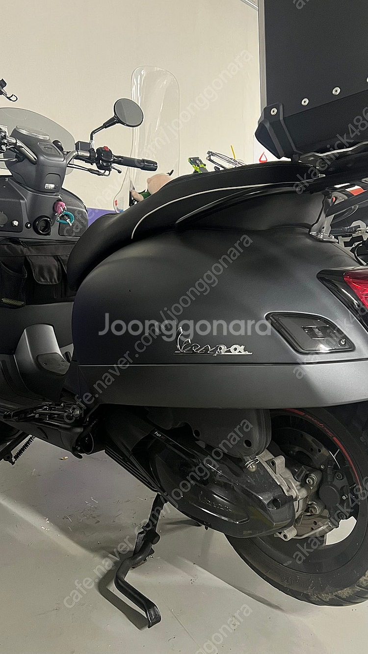 베스파 한정판 세이조르니2 판매합니다.--4