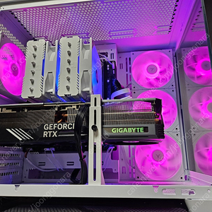 9800x3d, rtx4080 화이트 어항 본체