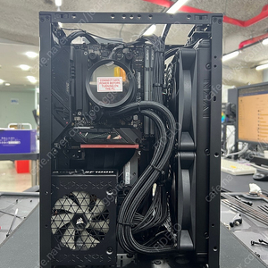 9800x3d/4080s 기반 ITX 메쉬룸 본체 판매