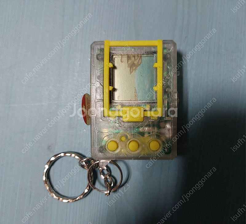 옛날 디지몬 벽돌 게임기 수집용/전시용으로 팝니다--0