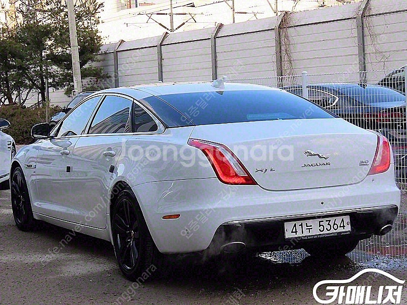 [재규어]XJ (X351) 3.0 SC AWD 포트폴리...--3