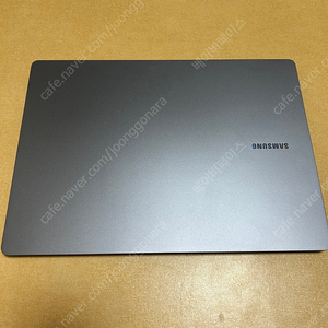 삼성전자 갤럭시북5 프로 NT940XHA-K51A 2025 256기가+2테라 ssd 추가 팝니다.