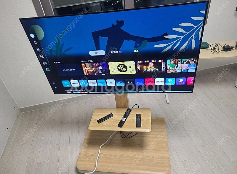 대구 삼성 48인치 OLED TV랑 전동거치대판매합니다--0